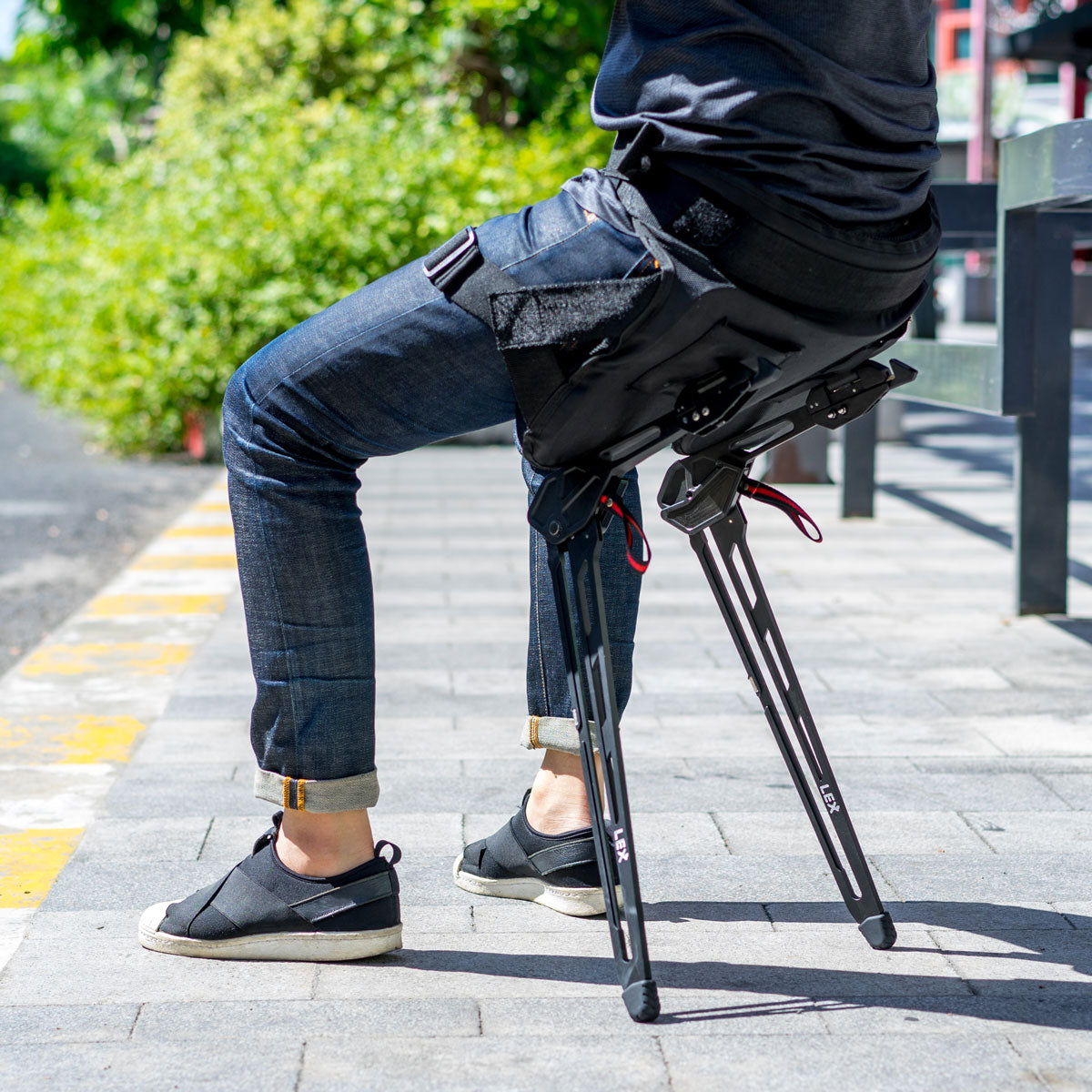 Lex wearable bionic chair Titan Black (Japan Shipping +$100)