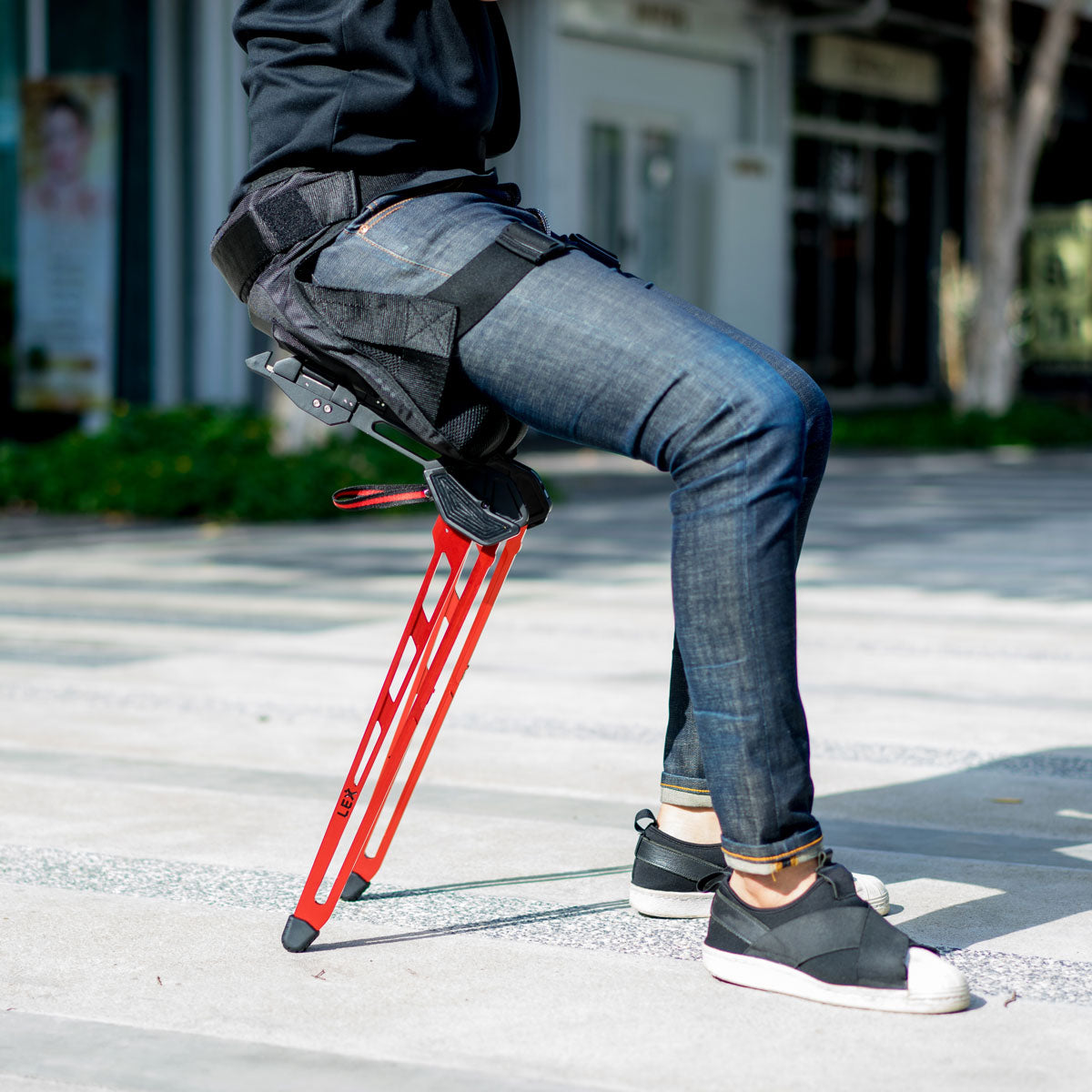 Lex wearable bionic chair Yaksa Red (Japan Shipping +$100)